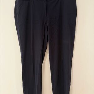 Liz Claiborne Women's Classic Navy Pants Size 18 Lightweight Great for Work